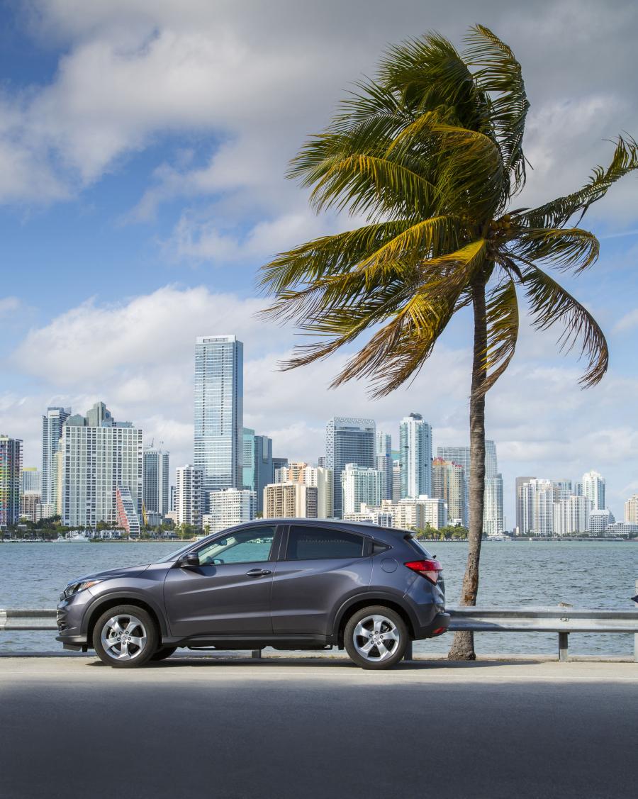  Honda HR-V 2015 года  (US) (фото 41 из 104)